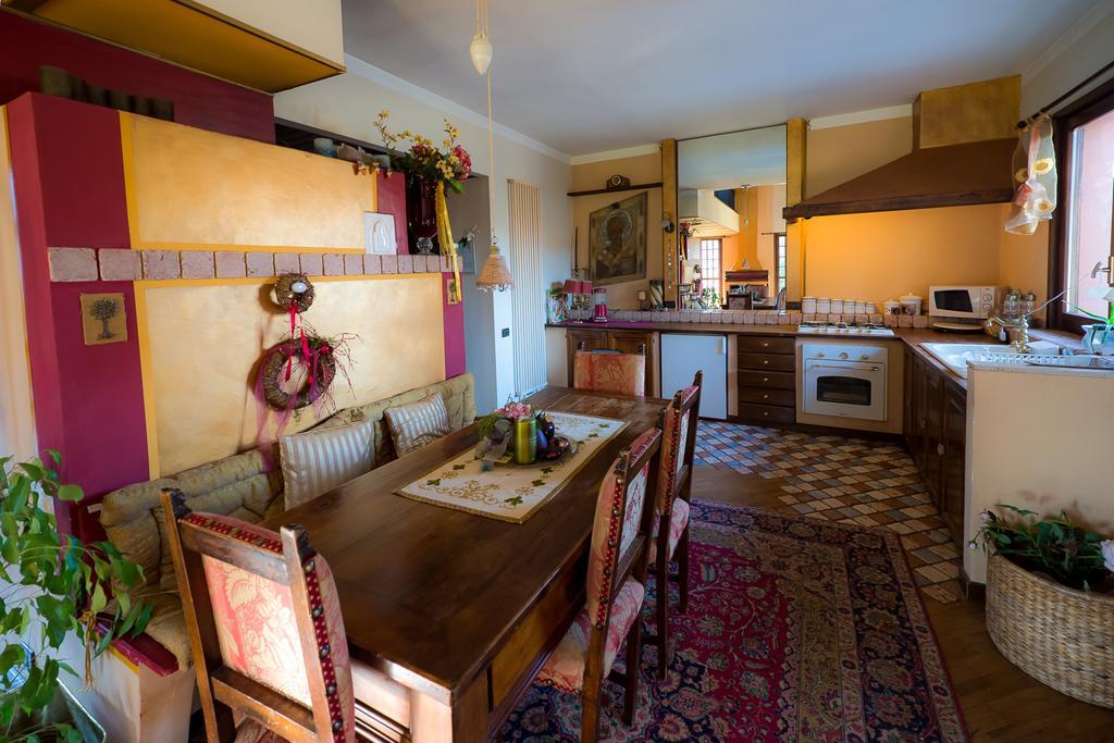 B&B Al Roncaccio Calco  Экстерьер фото